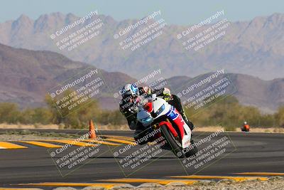 media/Nov-06-2022-SoCal Trackdays (Sun) [[208d2ccc26]]/Turn 14 (930am)/